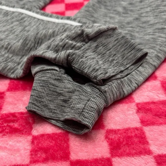 Rue21 Gray Sweatpants with White Accents - Picture 4 of 5